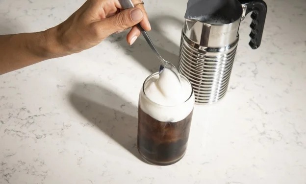 COLD FOAM 5 Step - Starbucks Cold Brew with Salted Honey Foam Recipe