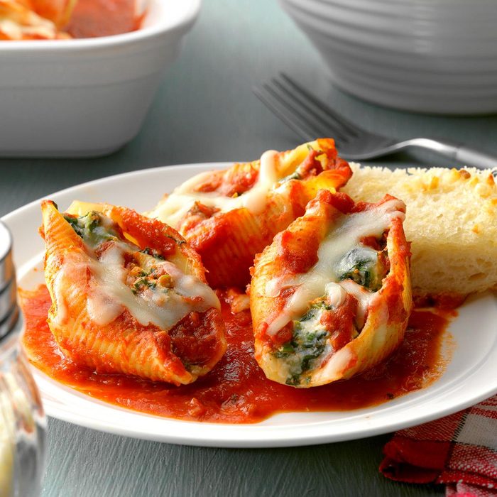 Four Cheese Stuffed Shells Recipes - Olive Garden Four-Cheese Stuffed Shells Recipe
