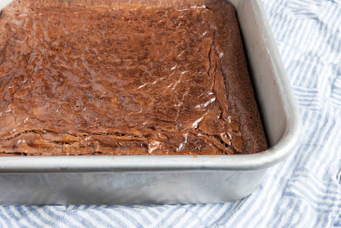baked brownies for Olive Garden Chocolate Lasagna Molly Allen - Olive Garden Chocolate Lasagna Recipe